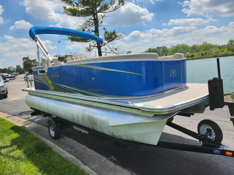 Slide: The Image of Avalon LSZ Cruise II - 20' 2019 - 9