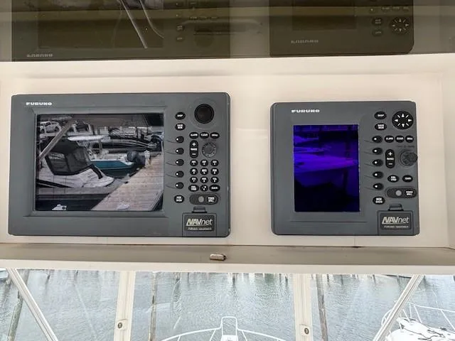 Slide: The Image of Luhrs 40 Convertible 2003 - 21