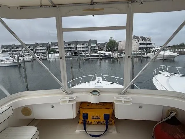 Slide: The Image of Luhrs 40 Convertible 2003 - 22