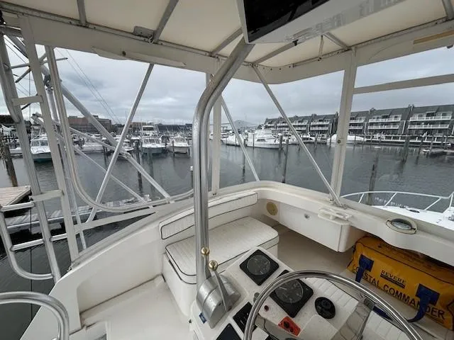 Slide: The Image of Luhrs 40 Convertible 2003 - 23