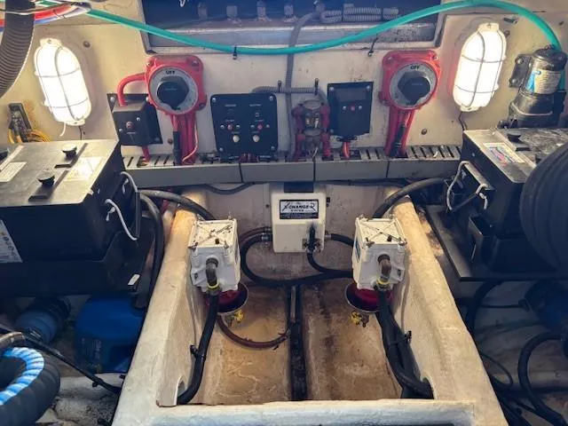 Slide: The Image of Luhrs 40 Convertible 2003 - 26