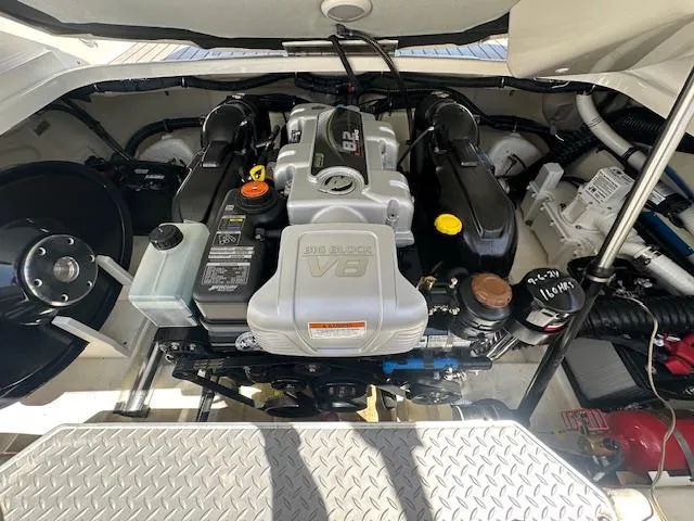 Slide: The Image of 2018 Formula 270 Bowrider engine compartment with powerful V8 engine. - 4