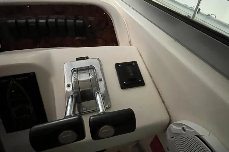 Slide: The Image of Control panel of a 1996 Sea Ray 330 Sundancer boat. - 20