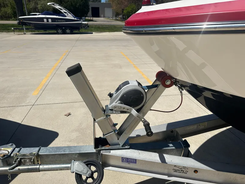 Slide: The Image of 2016 Chaparral Vortex 203 VRX boat on trailer, close-up of winch and hitch. - 16