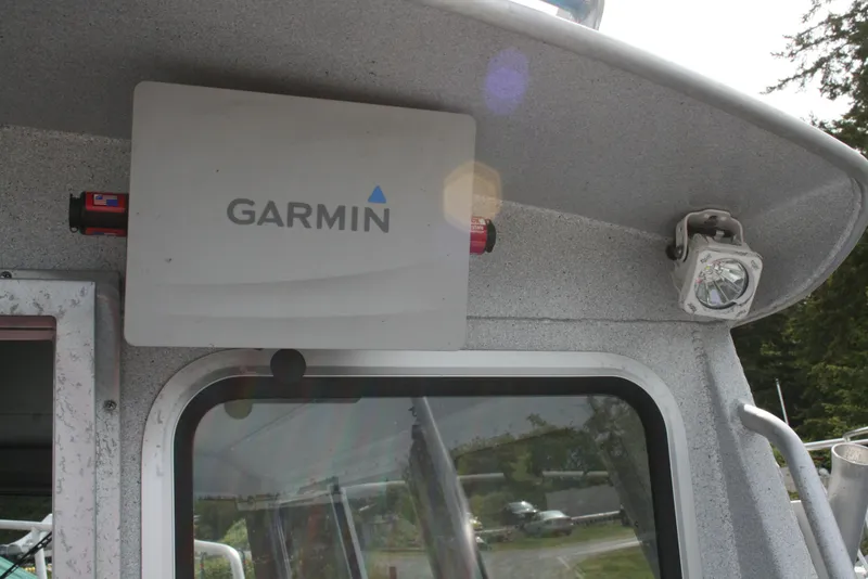 Slide: The Image of 2017 North River 2500 S Sew Hawk OS boat with Garmin equipment installed. - 36