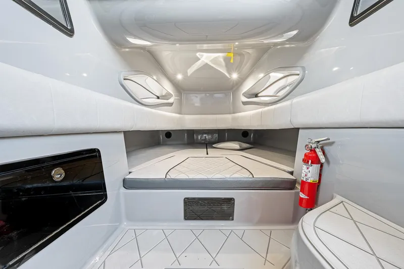 Slide: The Image of Deep Impact 369 Sport 2025 - 52