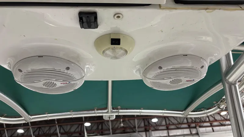 Slide: The Image of Glasstream 221cc 2012 - 13