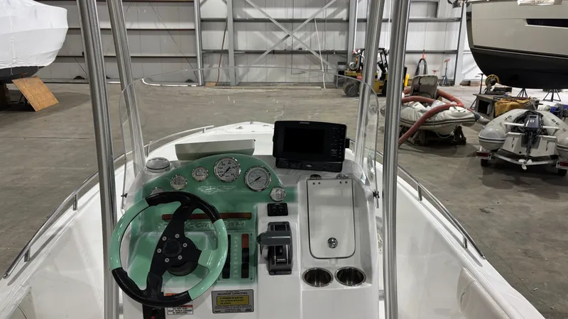 Slide: The Image of Glasstream 221cc 2012 - 3