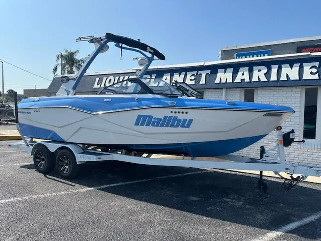 Slide: The Image of Malibu Wakesetter 22 LSV 2025 - 4