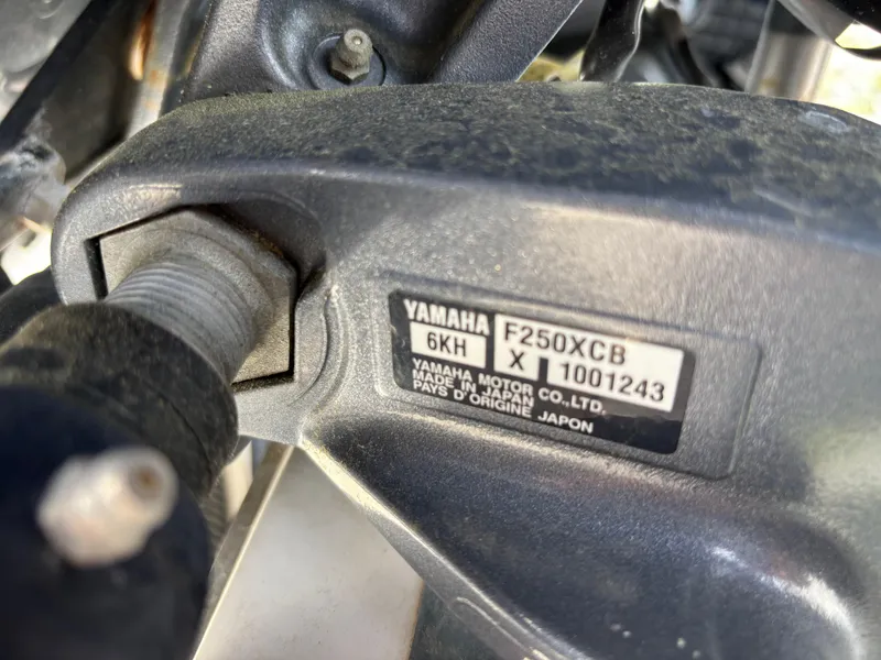 Slide: The Image of Close-up of Yamaha F250XCB engine part on 2022 Chaparral 280 OSX boat. - 6