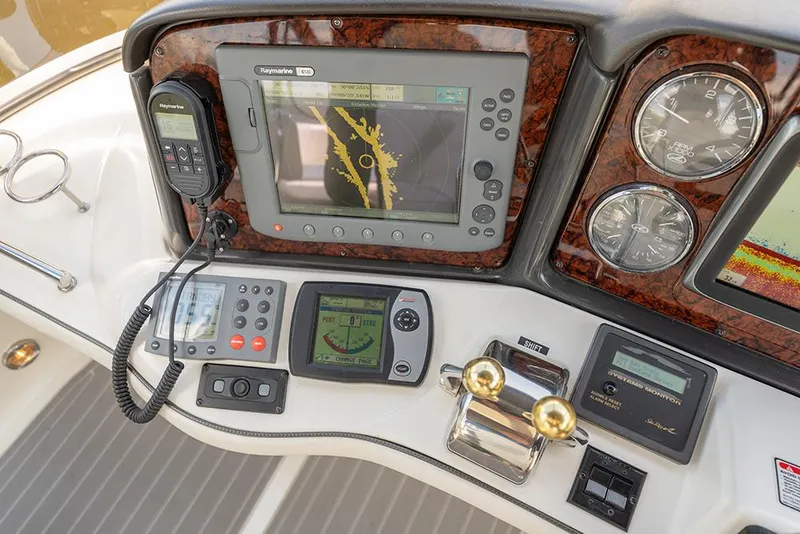 Slide: The Image of Helm electronics - 18