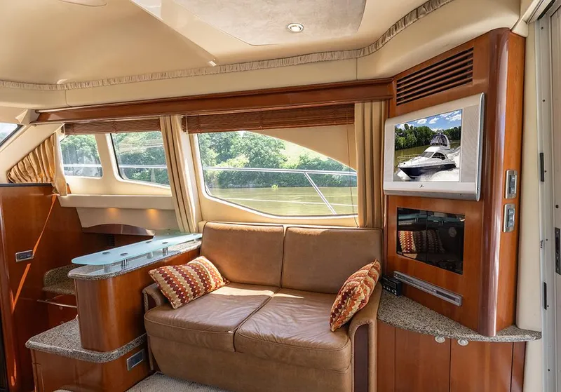 Slide: The Image of Entertainment center at the salon - 23