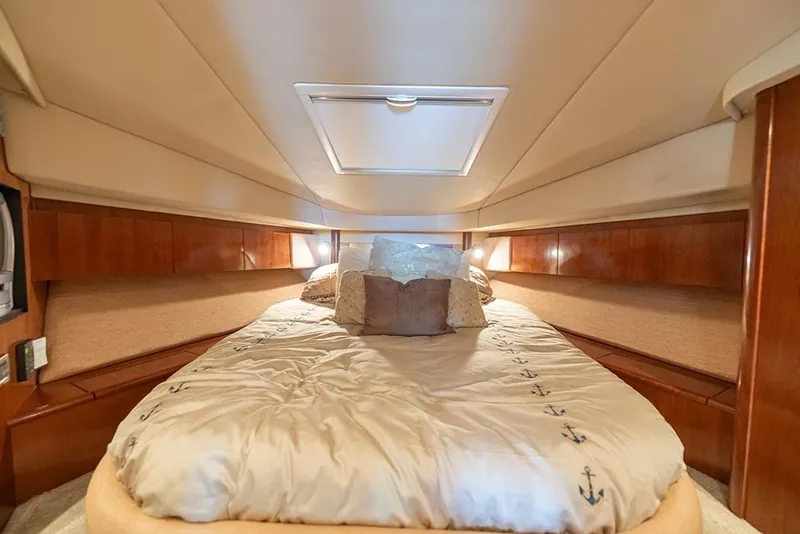 Slide: The Image of Master stateroom - 9