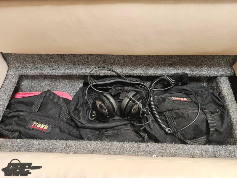 Slide: The Image of Black Thunder 460 Sc 2002 - 71