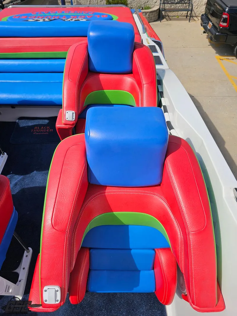 Slide: The Image of Black Thunder 460 Sc 2002 - 80