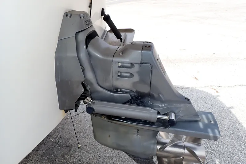 Slide: The Image of Monterey 270 Cruiser 2005 - 66