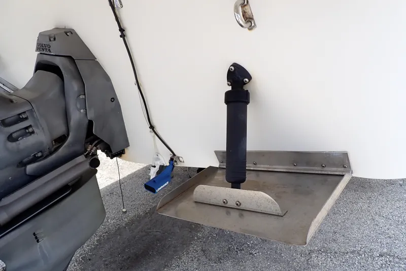 Slide: The Image of Monterey 270 Cruiser 2005 - 70