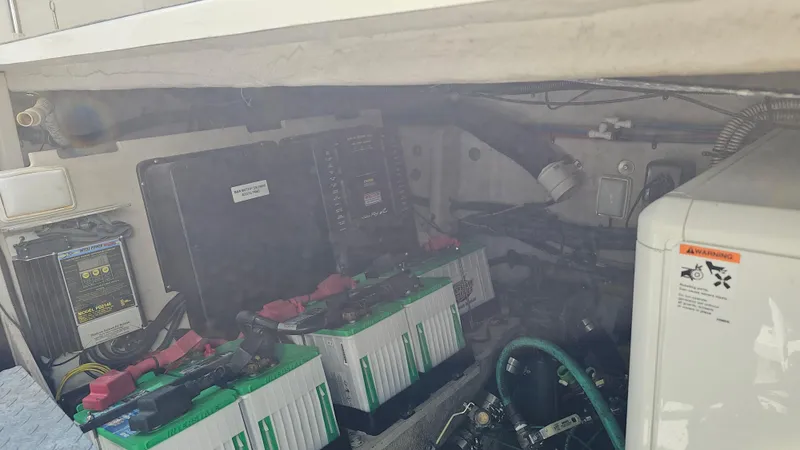 Slide: The Image of Sea Ray 410 Express Cruiser 2003 - 56