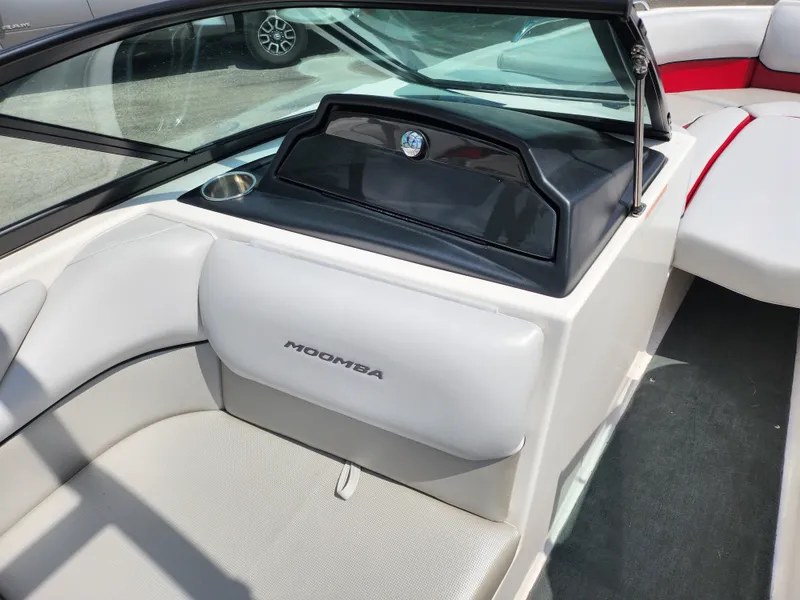 Slide: The Image of 2013 Moomba Mojo 2.5 boat interior with seating and dashboard detail. - 17