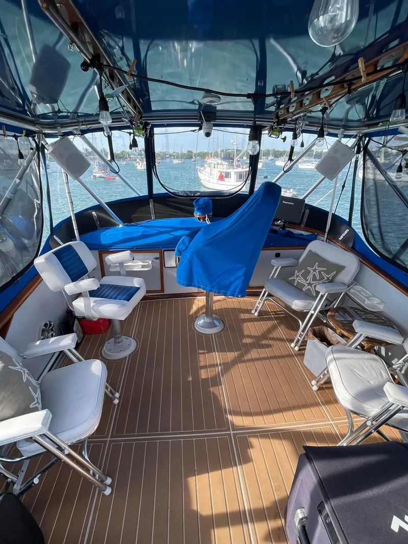 Slide: The Image of Albin 45 Command Bridge 1981 - 61