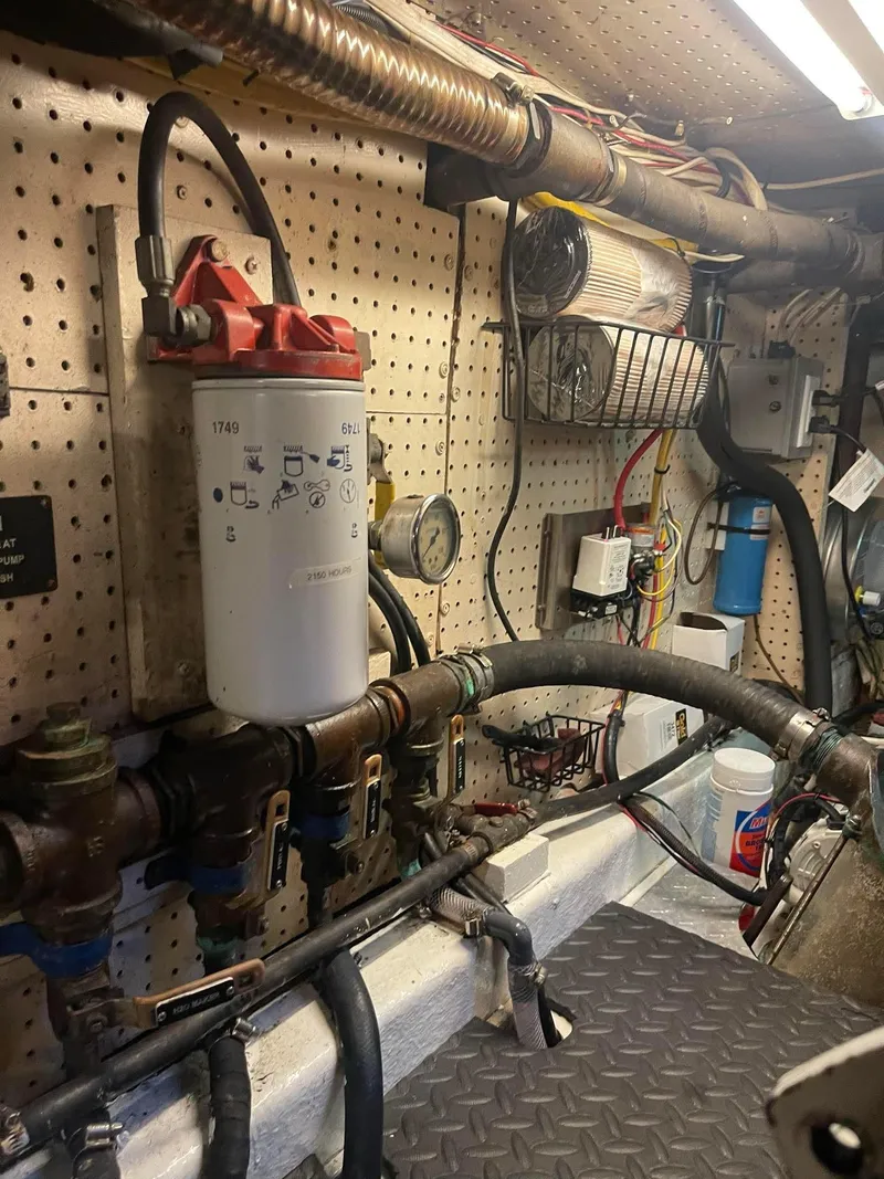 Slide: The Image of Albin 45 Command Bridge 1981 - 70