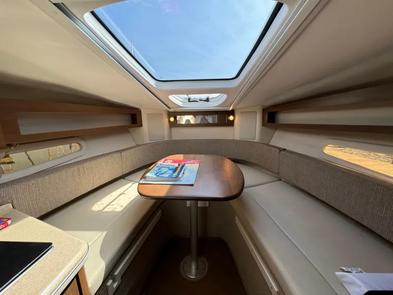 Slide: The Image of Sea Ray Sundancer 280 2015 - 20