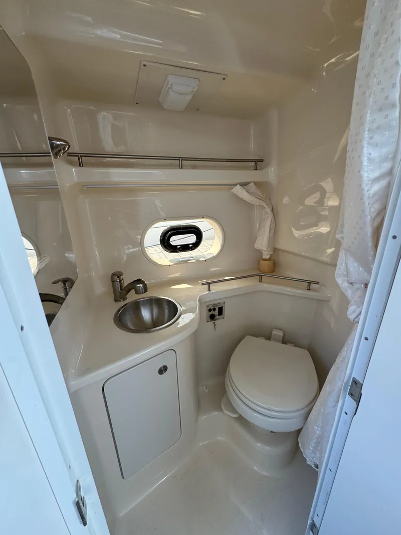 Slide: The Image of Sea Ray Sundancer 280 2015 - 24