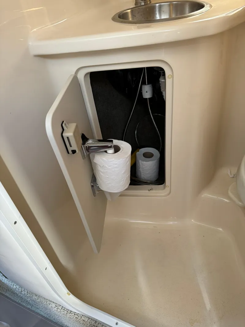 Slide: The Image of Sea Ray Sundancer 280 2015 - 27