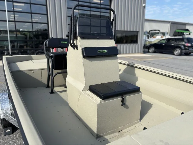 Slide: The Image of Havoc 1965 UCC boat interior, 2025 model, featuring a central console and seating. - 8