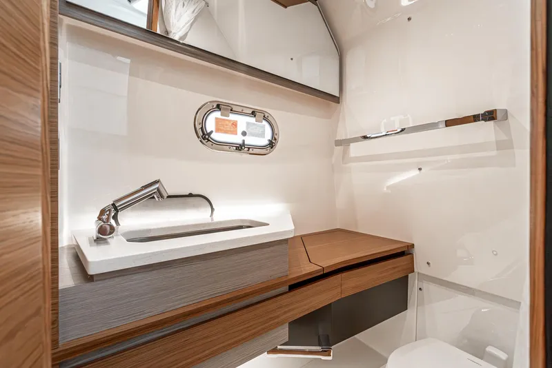 Slide: The Image of Tiara 34 LS 2024 - 54