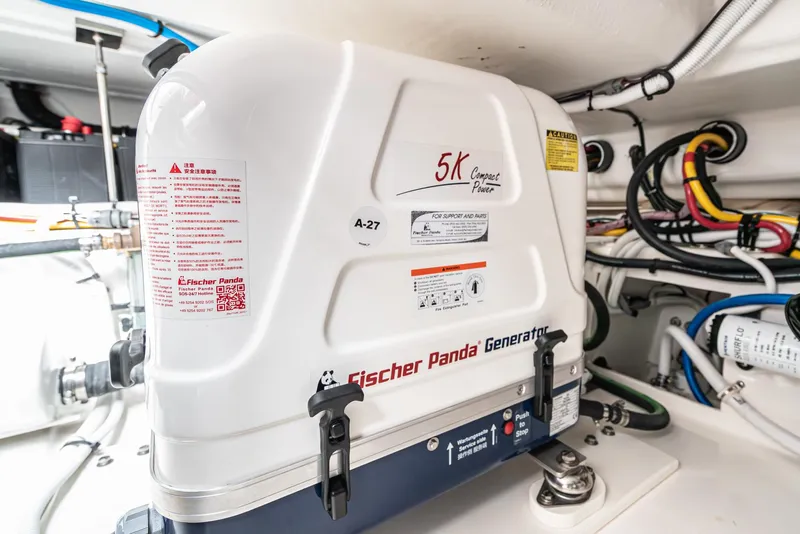 Slide: The Image of Tiara 34 LS 2024 - 60