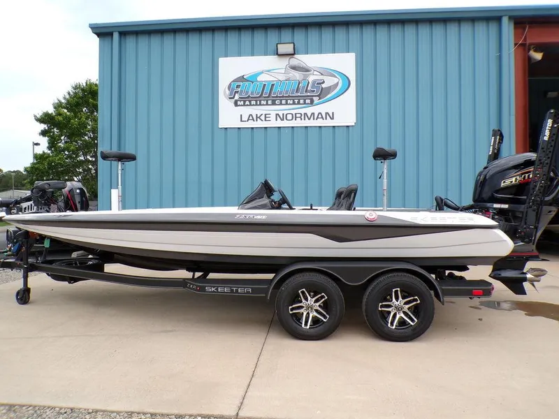 Slide: The Image of 2025 Skeeter ZXR20 boat on trailer at Foothills Marine Center, Lake Norman. - 0