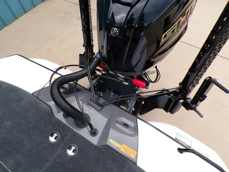 Slide: The Image of Skeeter ZXR20 2025 boat engine and deck, showcasing modern design and technology. - 16