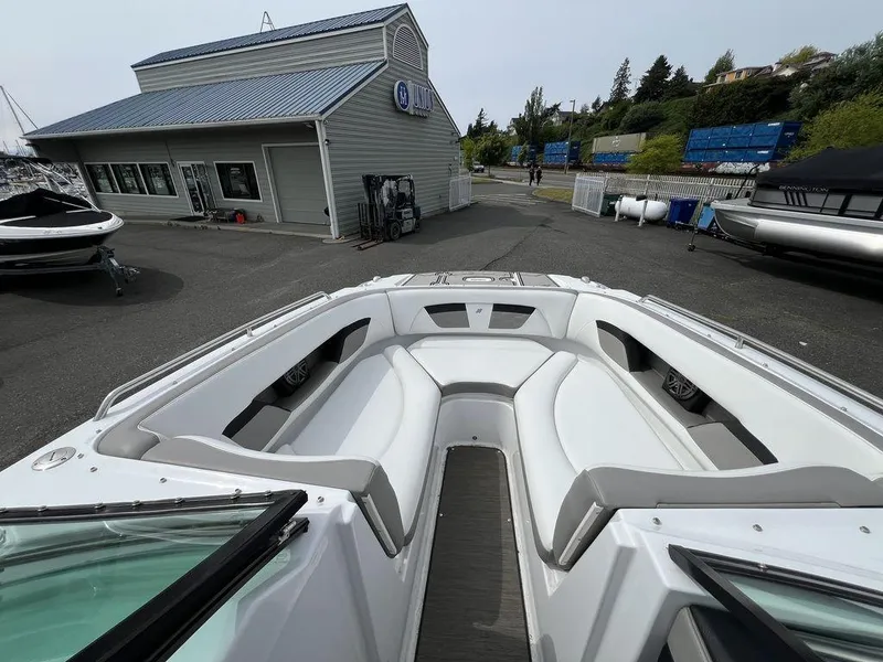 Slide: The Image of Four Winns HD5OB 2022 - 10