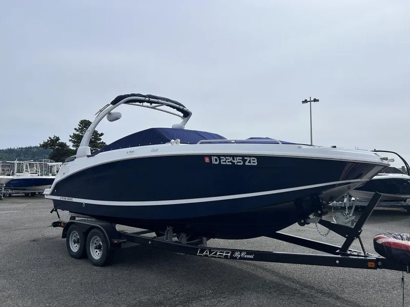 Slide: The Image of Four Winns HD5OB 2022 - 3