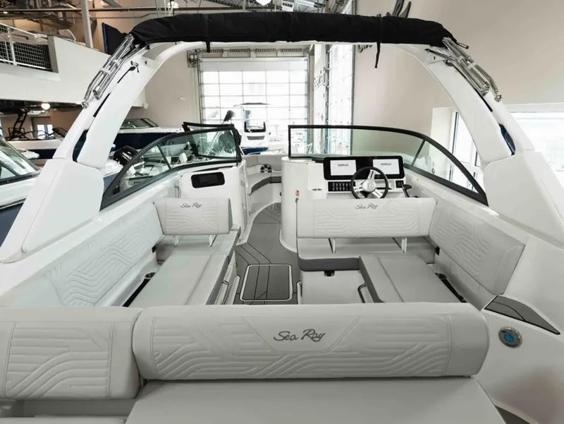 Slide: The Image of Sea Ray SDX 250 Surf 2025 - 5