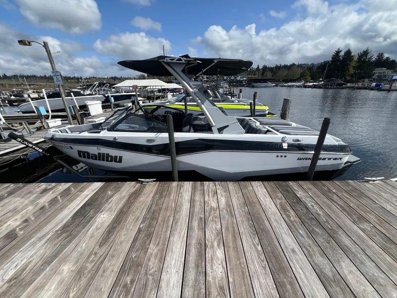 Slide: The Image of Malibu Wakesetter 22 LSV 2023 - 5
