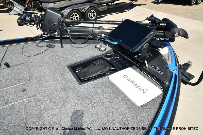 Slide: The Image of 2024 Nitro Z21 XL Pro Pack boat with Garmin electronics on deck. - 3