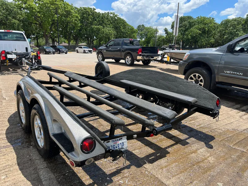 Slide: The Image of Trailer for 2007 Ranger COMANCHE SERIES Z22 NASCAR, parked in sunny lot. - 32