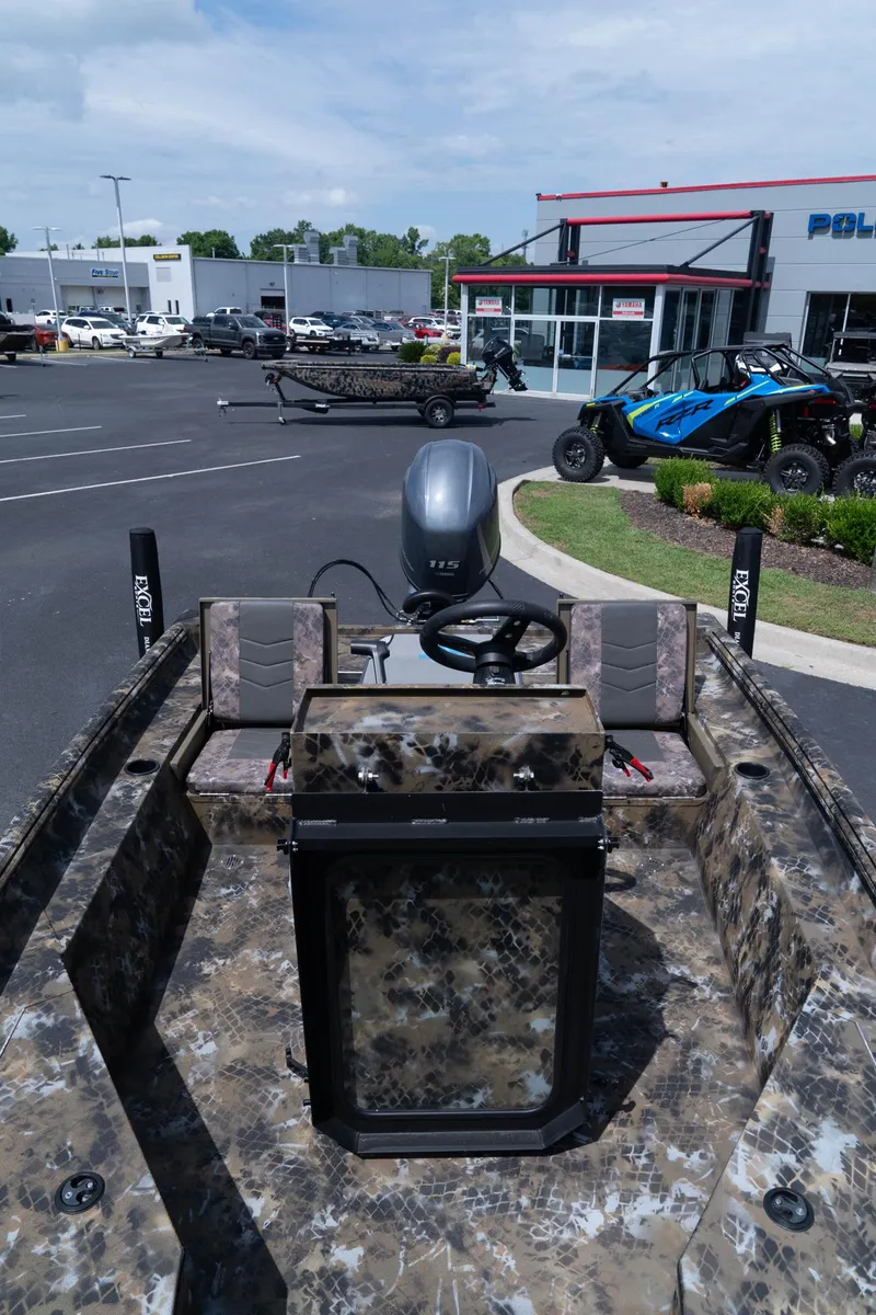 Slide: The Image of Excel 183 Command 2024 - 7