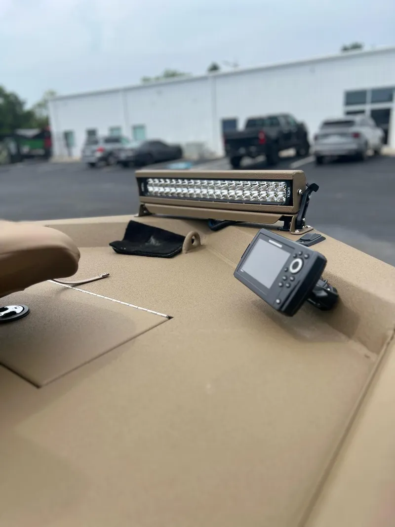 Slide: The Image of Excel Eclipse 1554 2025 - 6