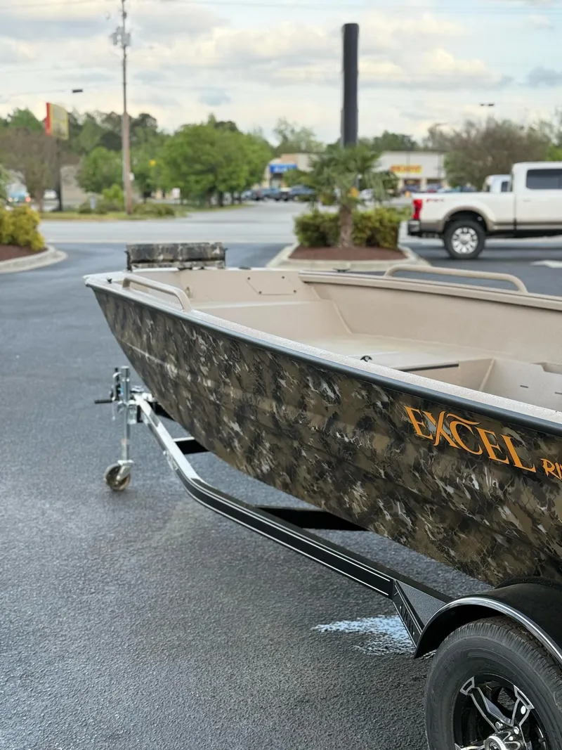 Slide: The Image of Excel 1751 SIDE CONSOLE RIVER WARRIOR 2025 - 14