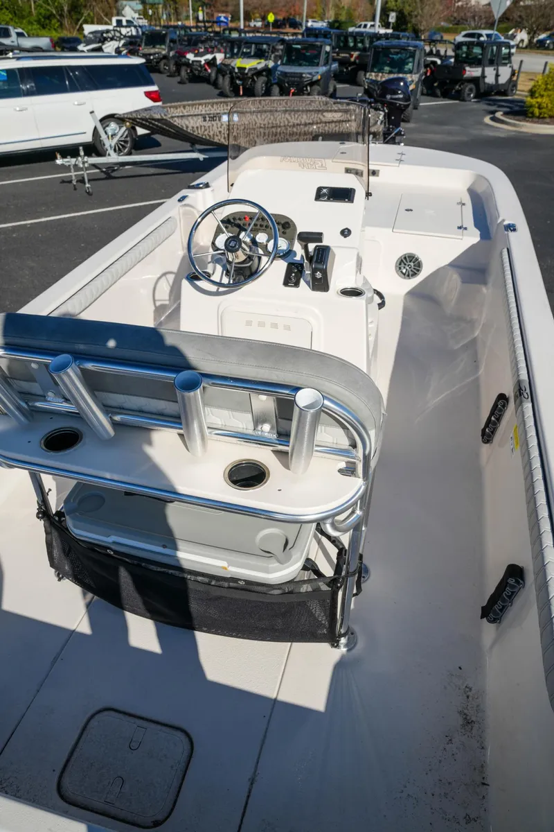 Slide: The Image of Carolina 21 LS 2025 - 7