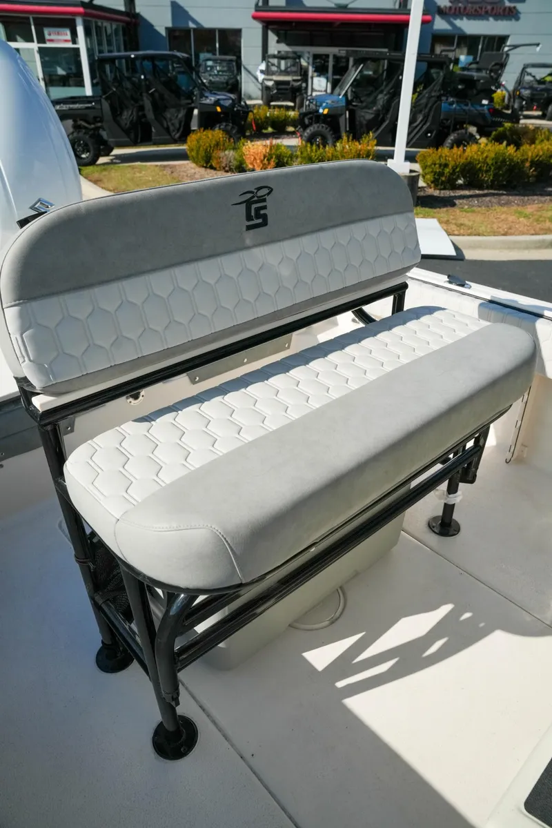 Slide: The Image of Carolina 21 Ultra Elite 2025 - 15