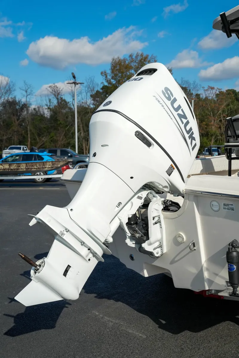 Slide: The Image of Carolina 21 Ultra Elite 2025 - 8