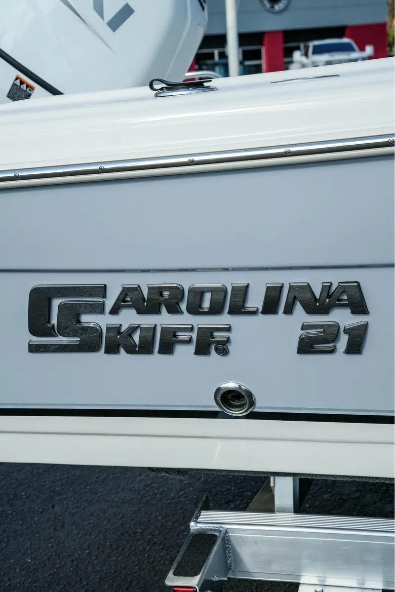 Slide: The Image of Carolina 21 Ultra Elite 2025 - 9