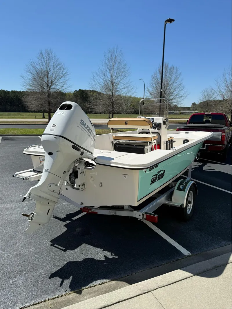 Slide: The Image of Carolina EV198 Sea Skiff 2025 - 5