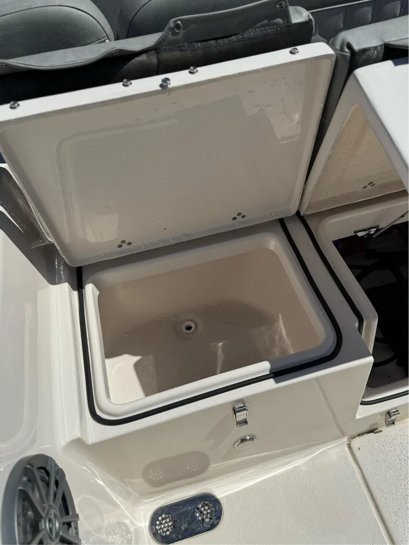 Slide: The Image of Sea Chaser 24 HFC 2025 - 33