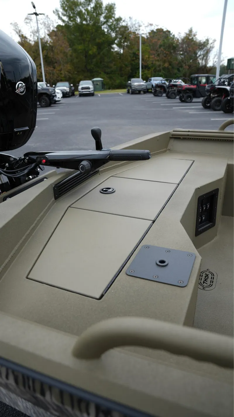 Slide: The Image of Thor LAKE HAMMER 1860 2025 - 10