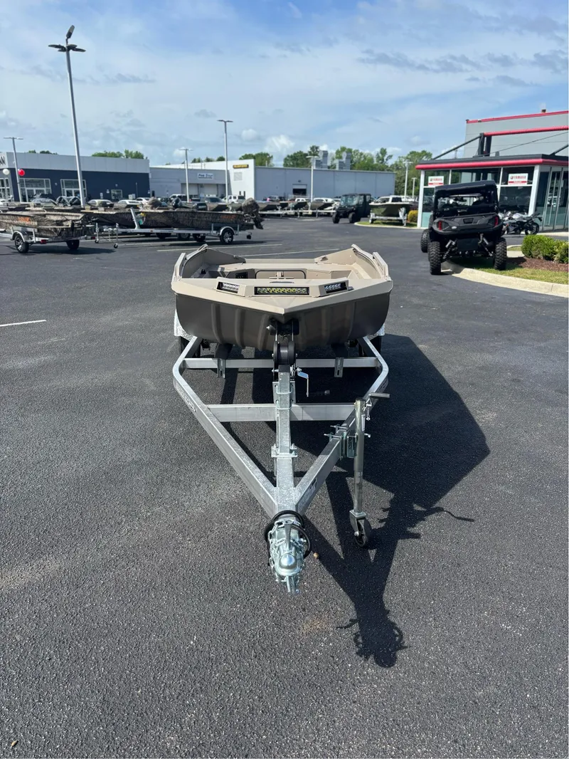 Slide: The Image of Edge Boats 656 2025 - 11